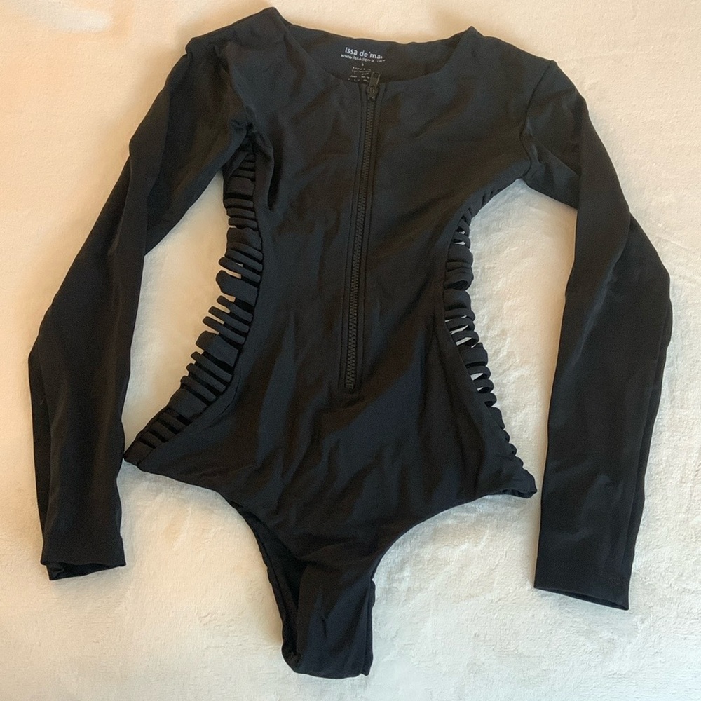 Womens Issa de’ Mar Makena Surf Suit - Black Long Sleeve One Piece - Size Small